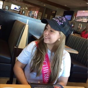 Meet your Posher, Kayce